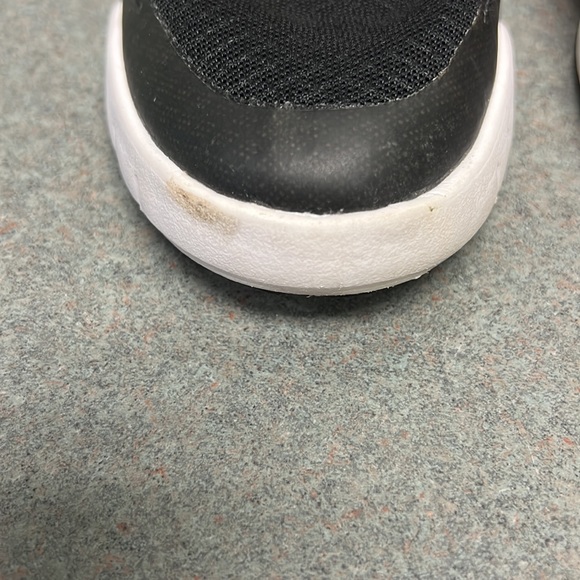 Reebok dance sneaker - Picture 2 of 6